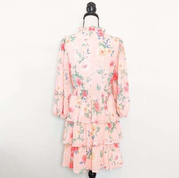 🦋LAST 1🦋 NWT Love Colette Tiered Floral Mini Dress - Picture 4 of 6